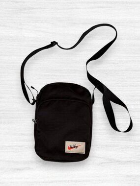 Nike Heritage Retro Logo Small Mini Crossbody Bag Black Shoulder Messenger